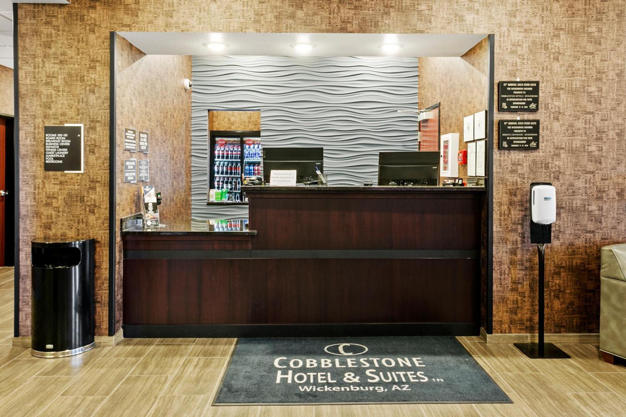 Cobblestone Hotel & Suites - 위큰버그 외부 사진